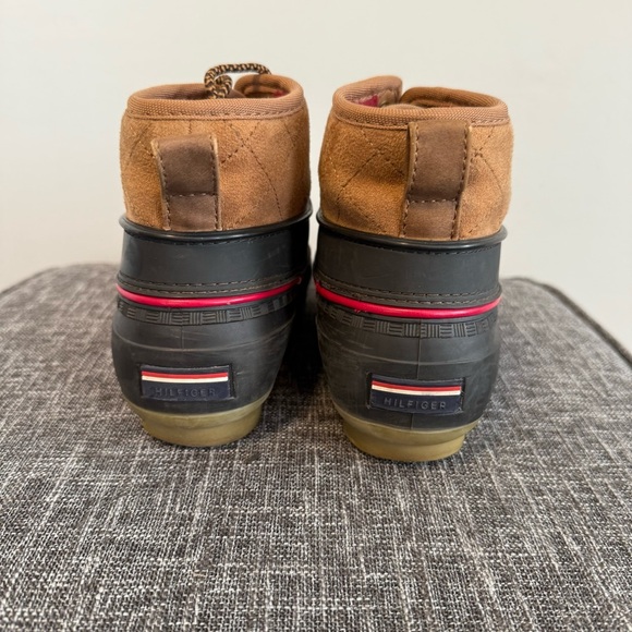 Tommy Hilfiger Rinah Rain Boots, Size 8, Offers Welcome - Picture 4 of 10